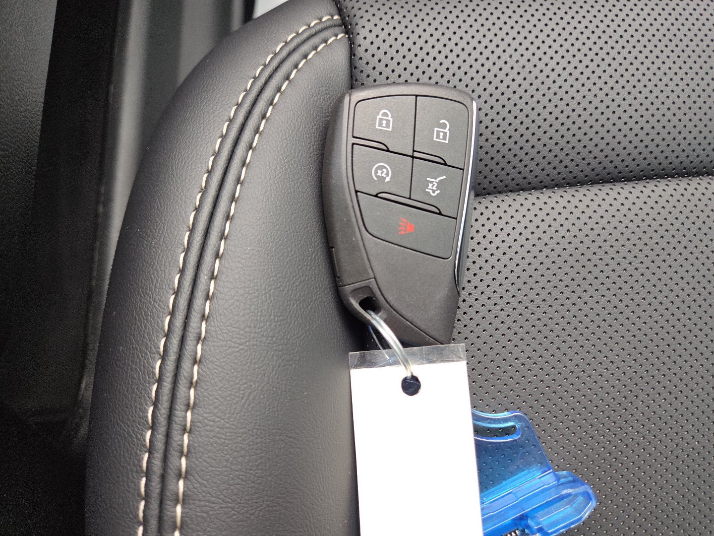 New 2027 GMC Terrain Elevation w/ Elevation Premium Package FWD image 33