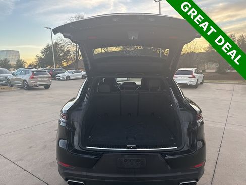 Used 2024 Porsche Cayenne Coupe image 7