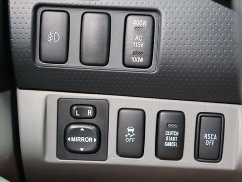 Used 2010 Toyota Tacoma 4x4 Double Cab image 16