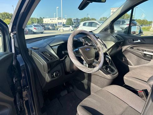 Used 2017 Ford Transit Connect XLT FWD image 10