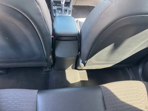 Used 2021 Kia Seltos S FWD image 32