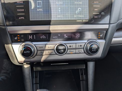 Used 2015 Subaru Legacy 2.5i Limited image 25