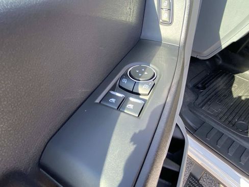 Used 2024 Ford F250 XL w/ XL Chrome Package RWD image 14
