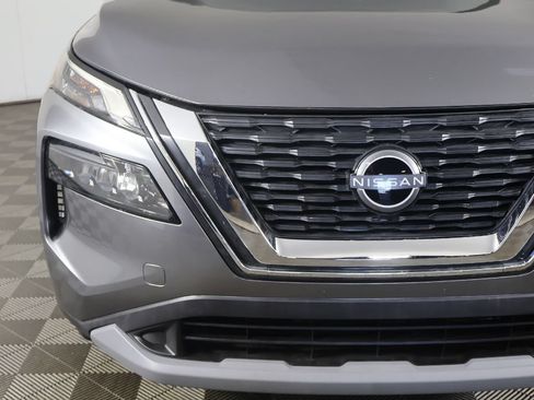 Used 2023 Nissan Rogue S AWD/4WD image 10