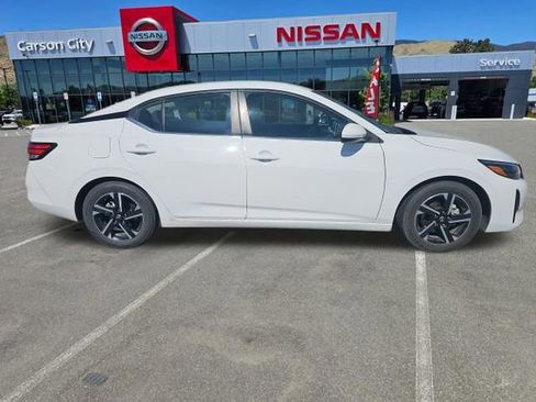 Used 2024 Nissan Sentra SV FWD image 7