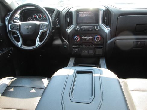 Certified 2020 Chevrolet Silverado 1500 RST w/ All-Star Edition AWD/4WD image 17