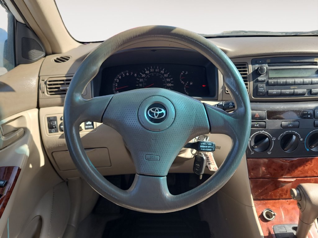 Used 2005 Toyota Corolla LE FWD image 12