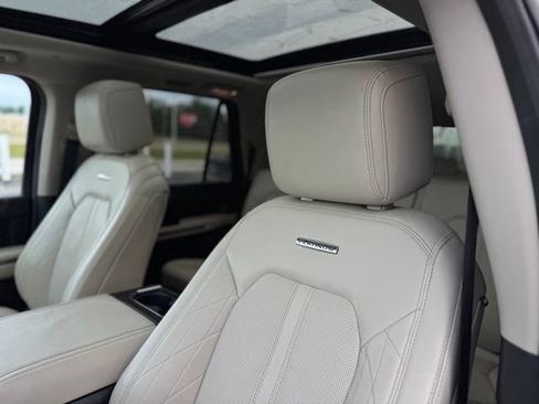 Certified 2020 Ford Expedition Max Platinum AWD/4WD image 7