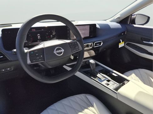 New 2026 Nissan Sentra SL image 9