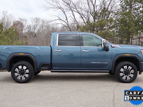 Used 2025 GMC Sierra 2500 Denali w/ Denali Reserve Package image 4