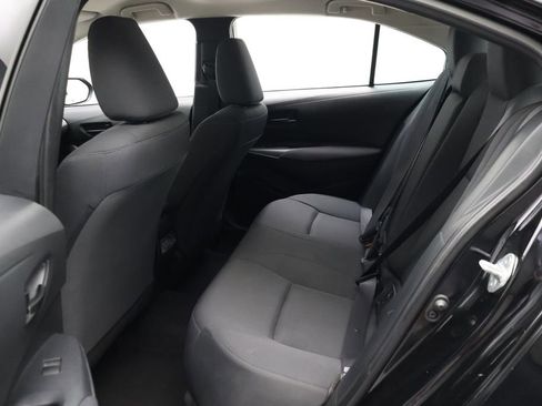 Used 2023 Toyota Corolla LE image 19