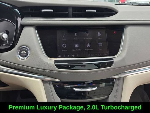 Used 2022 Cadillac XT5 Premium Luxury FWD image 22