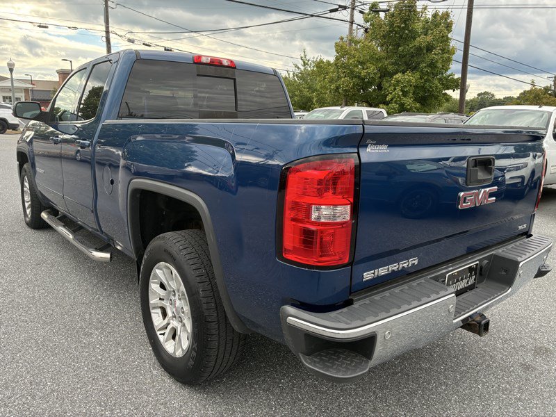 Used 2018 GMC Sierra 1500 SLE w/ SLE Value Package AWD/4WD image 4