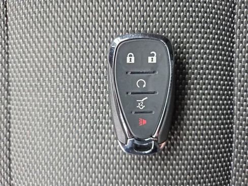 Used 2023 Chevrolet Traverse LT AWD/4WD image 9