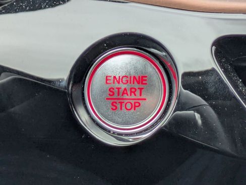 Used 2024 Acura MDX SH-AWD w/ Technology Package image 17