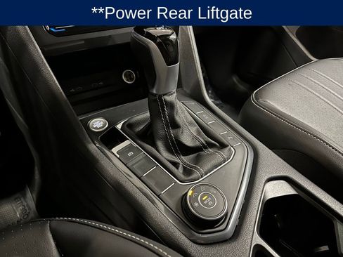 Used 2024 Volkswagen Tiguan SE R-Line image 14