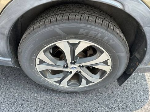 Used 2020 Subaru Outback Touring AWD/4WD image 7