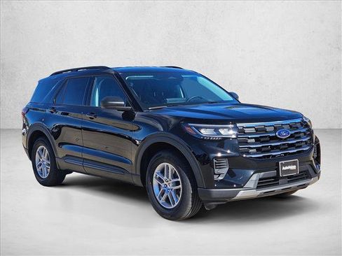 New 2026 Ford Explorer Active RWD image 7