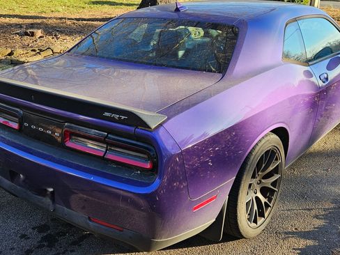 Used 2016 Dodge Challenger SRT Hellcat image 5