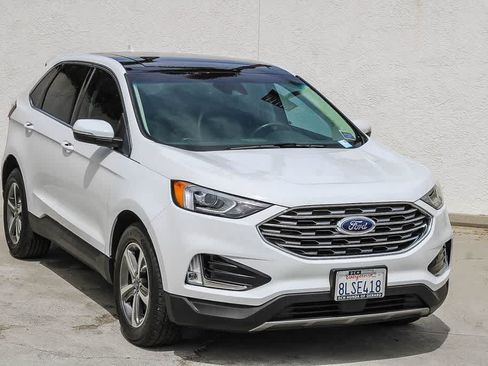 Used 2019 Ford Edge SEL w/ Equipment Group 201A FWD image 3
