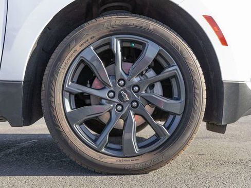 Used 2022 Chevrolet Equinox RS w/ RS Leather Package image 12