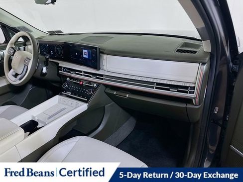 Certified 2025 Hyundai Santa Fe Calligraphy image 13