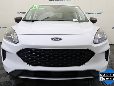 Used 2022 Ford Escape SE image 13