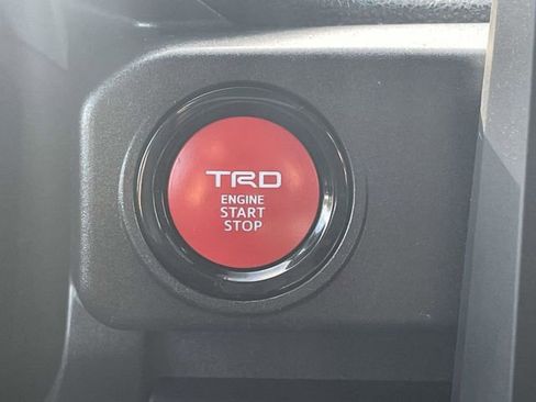 Used 2024 Toyota Tacoma TRD Off-Road image 26