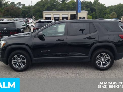 Used 2026 GMC Terrain Elevation FWD image 10