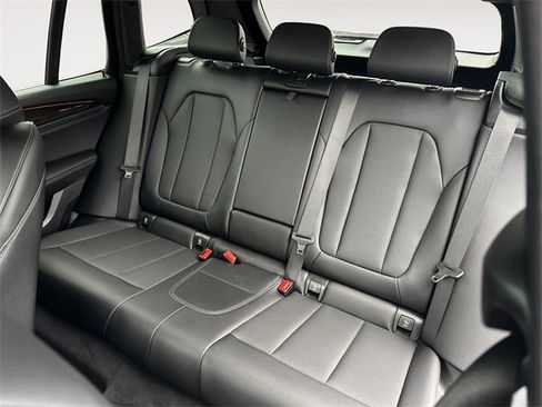 Used 2024 BMW X3 xDrive30i w/ Convenience Package image 13