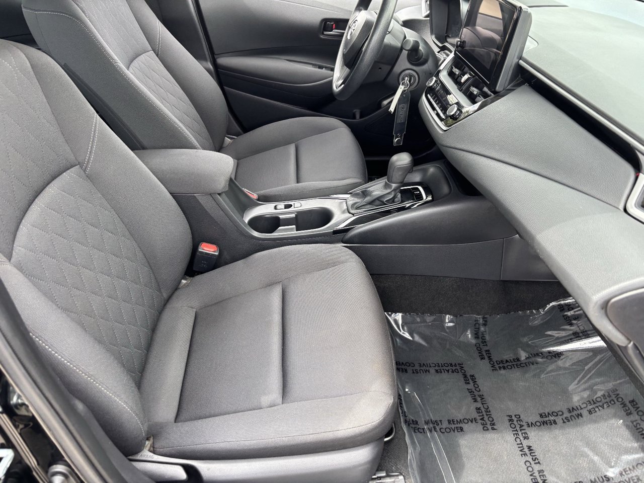 Used 2024 Toyota Corolla LE FWD image 9