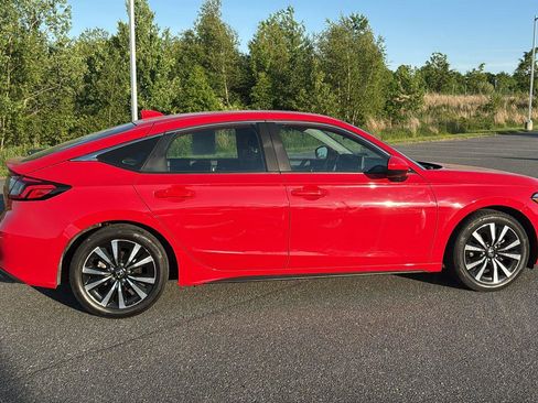 Used 2023 Honda Civic EX-L image 4