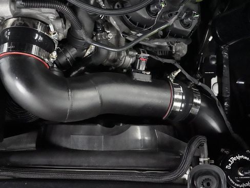 Used 2017 Ford Mustang Shelby GT350 w/ Electronics Package RWD image 28