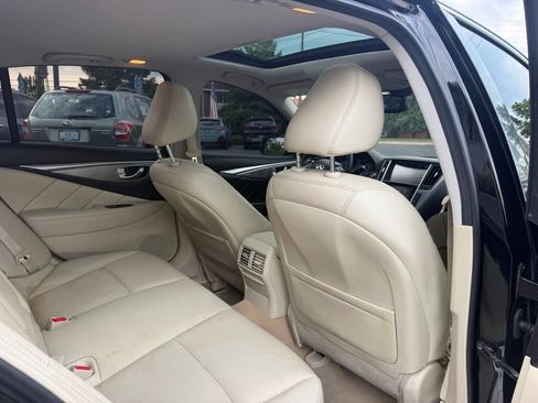 Used 2016 INFINITI Q50 3.0t Premium w/ Driver Assistance Package RWD image 25