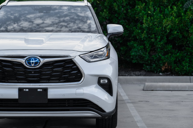 Used 2023 Toyota Highlander Platinum FWD image 55