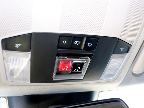 Used 2025 Mitsubishi Eclipse Cross SE image 32