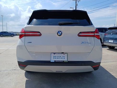 New 2025 BMW X3 xDrive30i w/ Convenience Package image 8