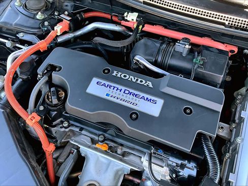 Used 2014 Honda Accord Hybrid Sedan image 32