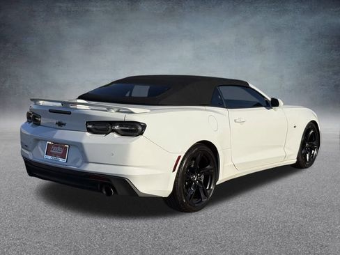 Used 2020 Chevrolet Camaro SS image 3
