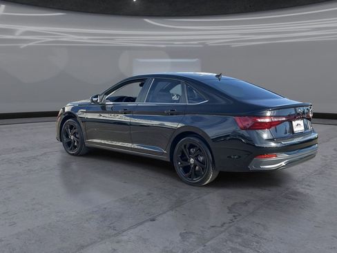 New 2026 Volkswagen Jetta SE FWD image 4