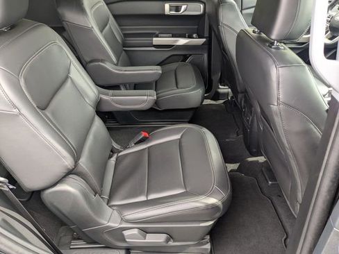 Used 2024 Ford Explorer XLT w/ Equipment Group 202A AWD/4WD image 20