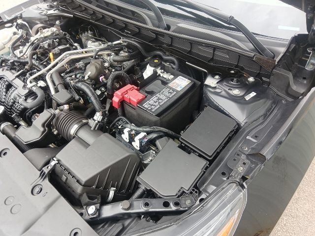 Used 2024 Nissan Altima 2.5 S FWD image 39
