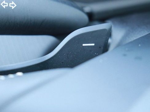 Used 2025 Toyota Camry SE image 23