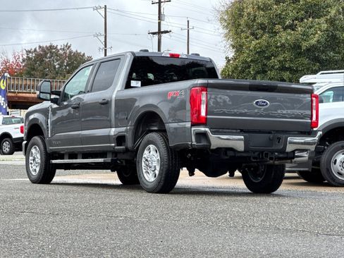 New 2026 Ford F350 XLT w/ FX4 Off-Road Package image 5