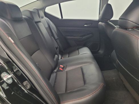Used 2024 Nissan Altima 2.5 SR FWD image 19