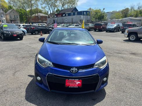 Used 2016 Toyota Corolla S Premium FWD image 2