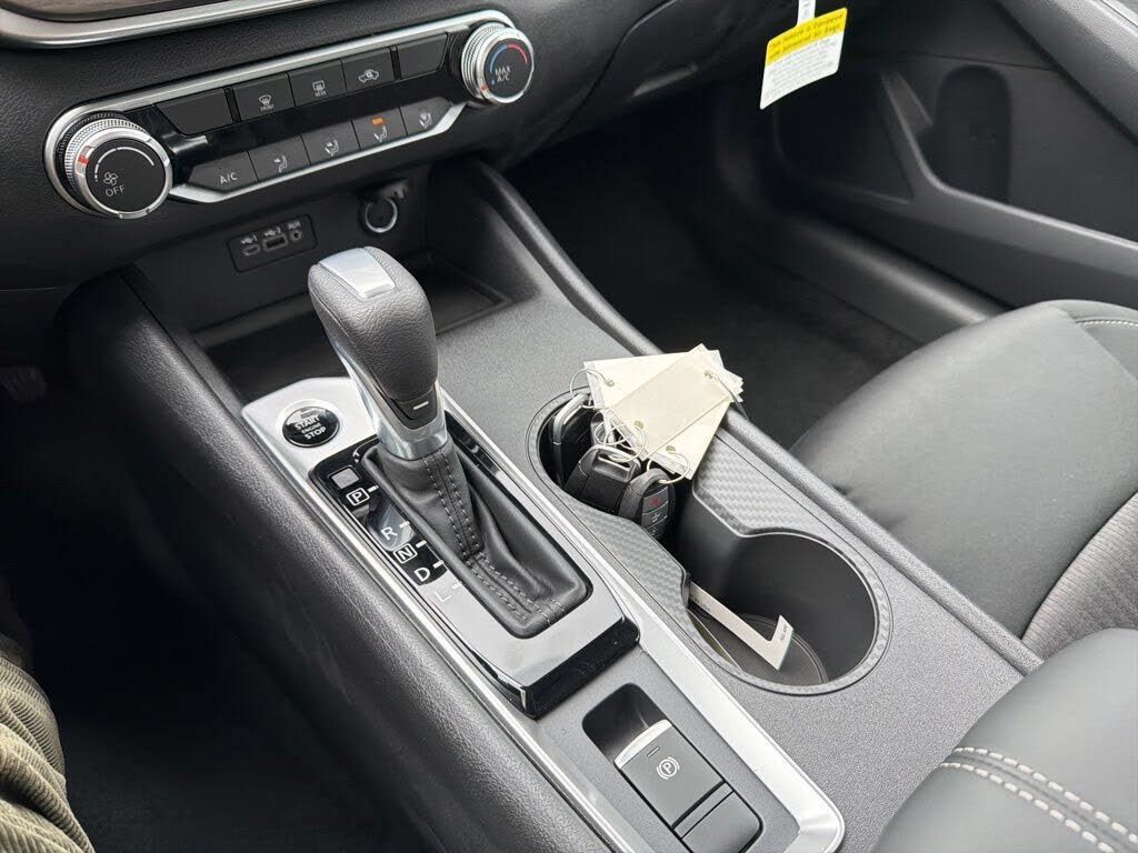 Used 2026 Nissan Altima 2.5 SV AWD/4WD image 18