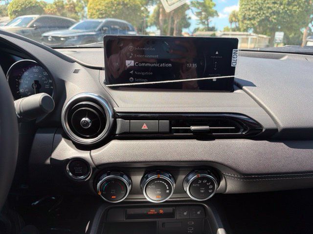 Used 2026 MAZDA MX-5 Miata Grand Touring RWD image 15