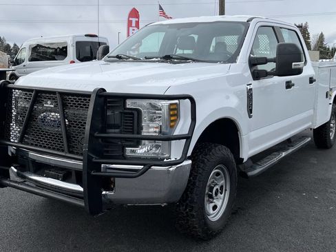 Used 2019 Ford F250 XL w/ Power Equipment Group image 2
