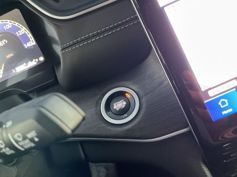 New 2025 Jeep Grand Cherokee Limited w/ Black Appearance Package image 23